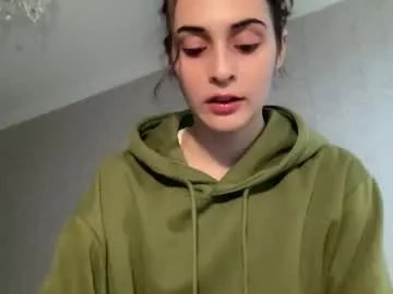 Freechat wonderland_stia on Chaturbate