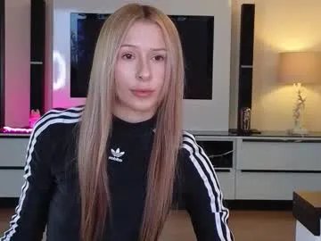 Freechat yononeey on Chaturbate