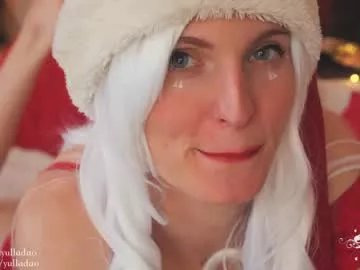 Freechat yulladao on Chaturbate