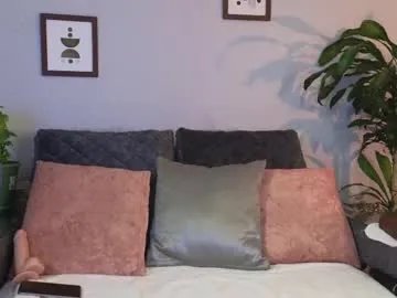 Freechat zuly_zahir_01 on Chaturbate