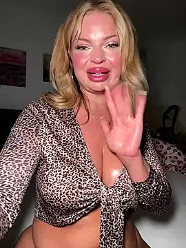 Freechat _Lilly_angel on StripChat