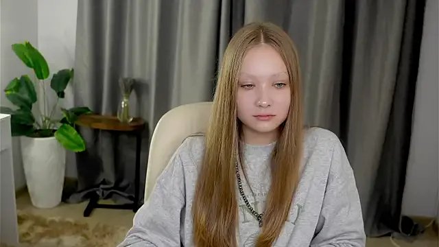 Freechat AdalineSheetz on StripChat