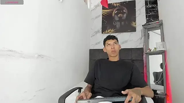 Freechat afrodita_n_ares on StripChat