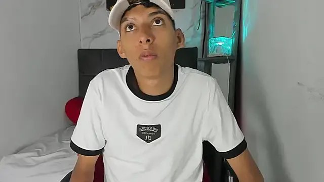 Freechat afrodita_n_ares on StripChat