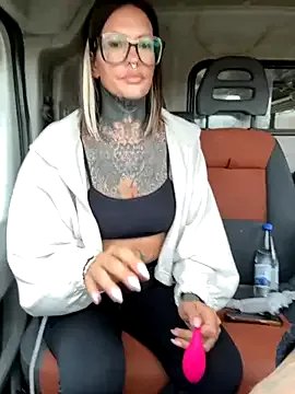 Freechat AileenInkOfficial on StripChat