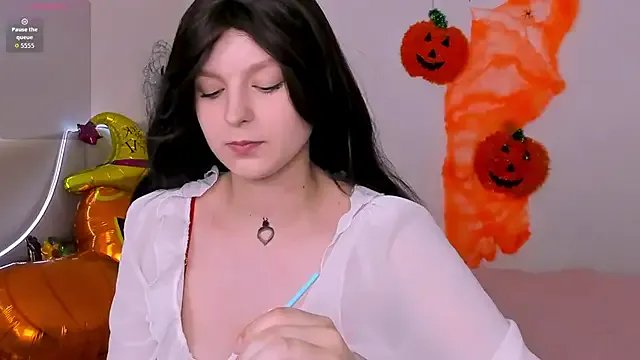 Freechat AishaAysitt on StripChat