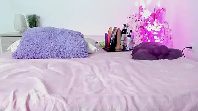 Freechat alejandra-cortes on StripChat