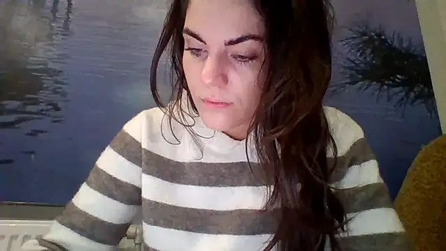 Freechat AliceTailor on StripChat