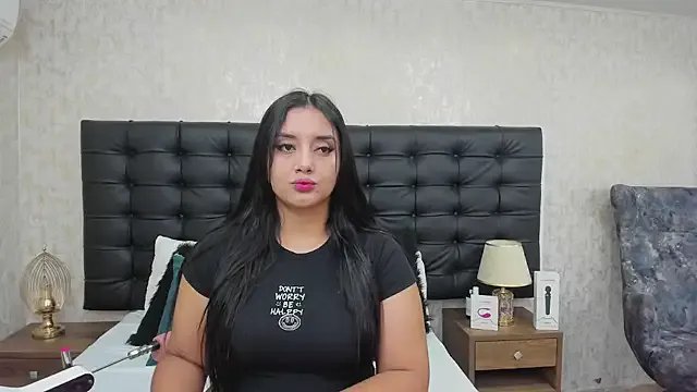 Freechat AmaliaDalton on StripChat