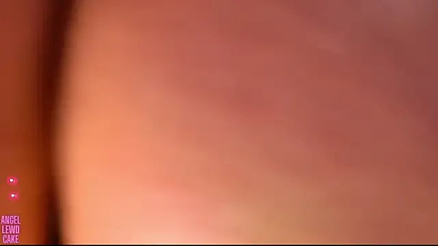 Freechat Angel-Lewd-Cake on StripChat