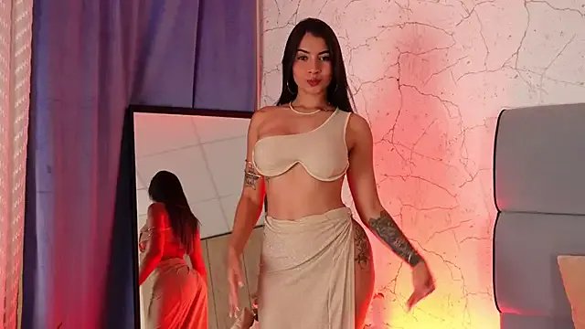 Freechat AnitaKariri on StripChat