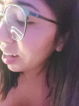 Freechat anni_ross on StripChat