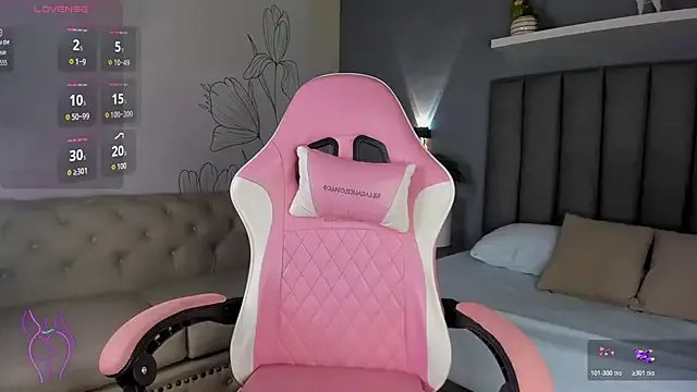 Private atenea_jones on StripChat