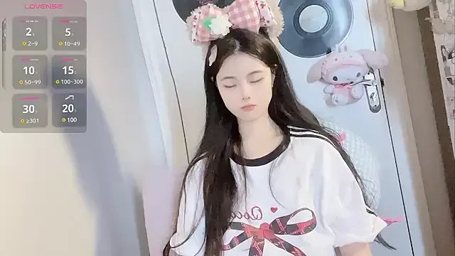 Group Awedenwat on StripChat