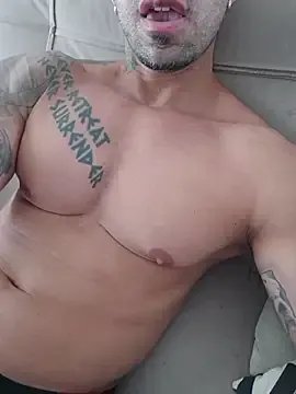 Freechat badbrown on StripChat