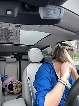 Freechat Bondgirl_013 on StripChat