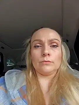 Freechat Bondgirl_013 on StripChat