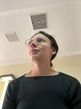 Freechat Bonniepark on StripChat