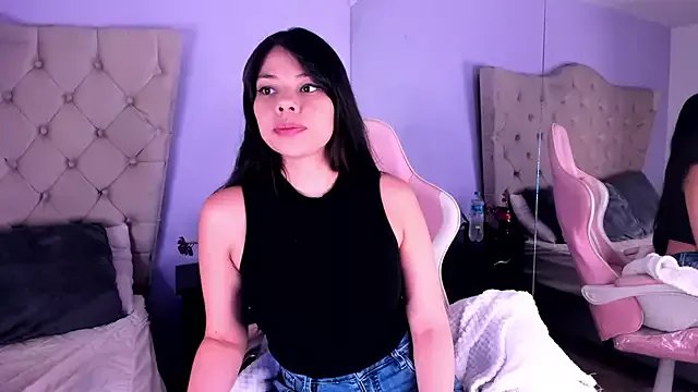 Freechat CarolineNasty on StripChat