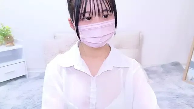 Group chihiro_ri on StripChat