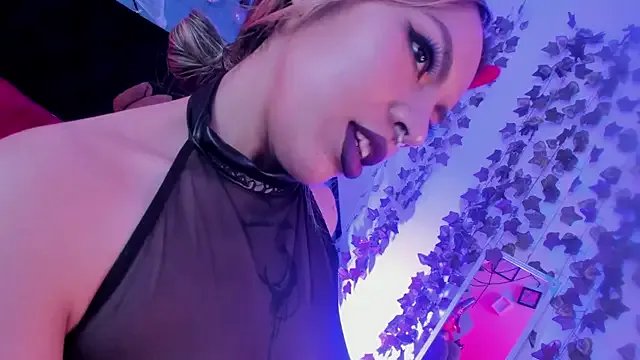 Freechat delilah_fix on StripChat