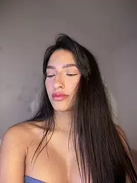 Freechat DulceLenns on StripChat