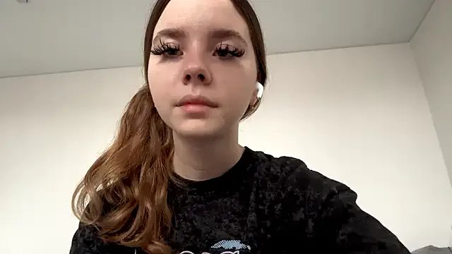 Freechat EhtelBiondi on StripChat