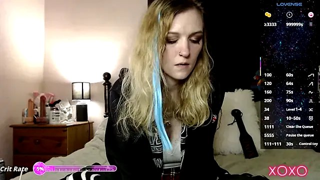 Freechat EllieeRose on StripChat