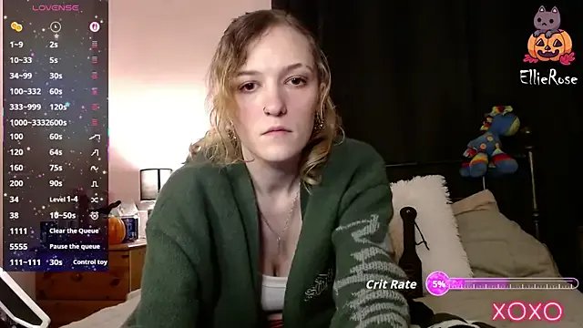 Freechat EllieeRose on StripChat