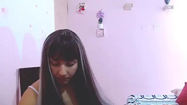 Freechat emmariders2 on StripChat