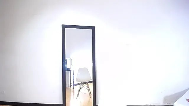 Freechat exotic_karmella on StripChat