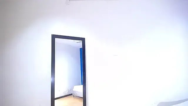 Freechat exotic_karmella on StripChat