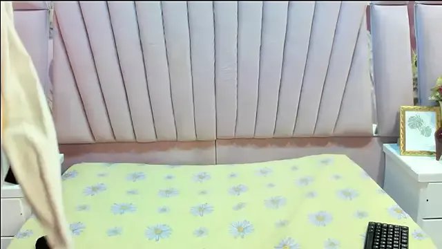 Freechat fisting_anal_69 on StripChat