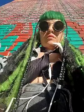 Freechat freyaa_sorcerees on StripChat