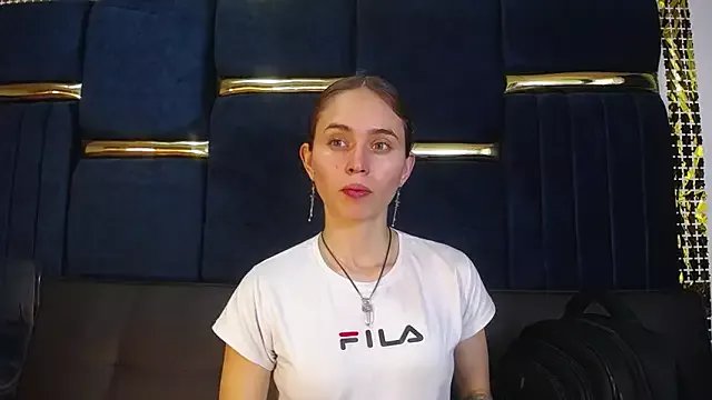 fulfill_fantasies1 on StripChat 