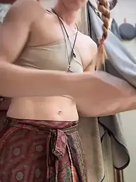 Freechat GoldenFlameGoddess on StripChat