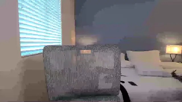 Freechat ha888we on StripChat