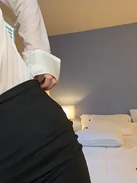 Freechat ha888we on StripChat