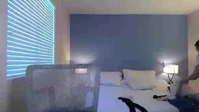 Freechat ha888we on StripChat