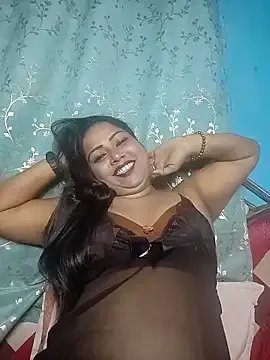 Freechat hornypriya696 on StripChat