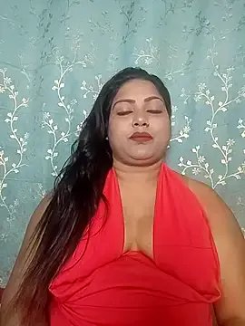 Freechat hornypriya696 on StripChat