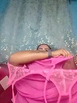 Freechat hornypriya696 on StripChat