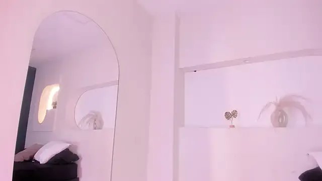 Freechat Hot_valerygh on StripChat