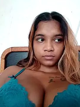 Freechat Indianqueen03 on StripChat