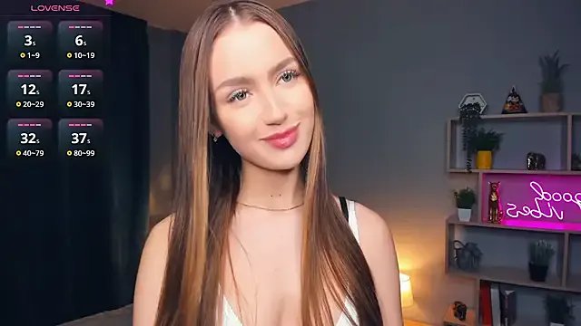 Freechat IsaVesco on StripChat