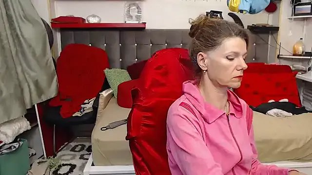 Freechat kellyterapy on StripChat