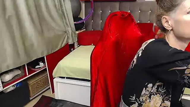 Freechat kellyterapy on StripChat