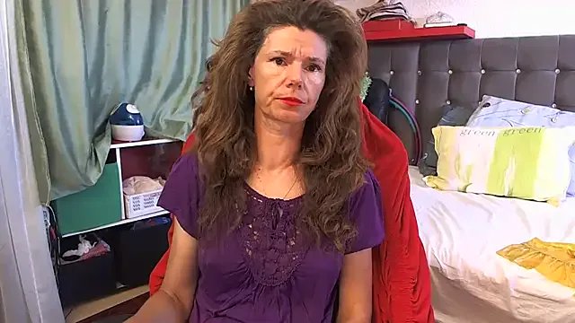 Freechat kellyterapy on StripChat