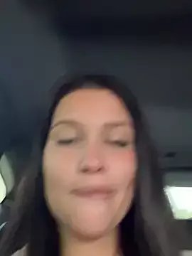 KikiWatson on StripChat 