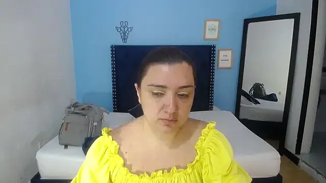 Freechat kinky_redhead18 on StripChat